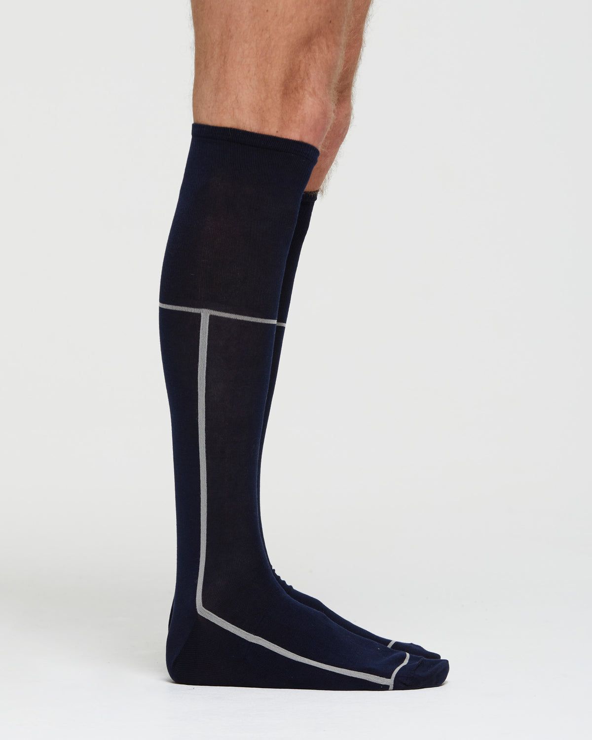 FILIPPO COTTON LONG SOCKS WITH CONTRASTING STRIPE PATTERN