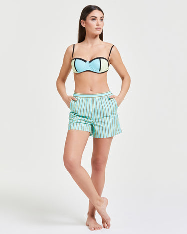 Pompea x Silvian Heach shorts con fantasia rigata