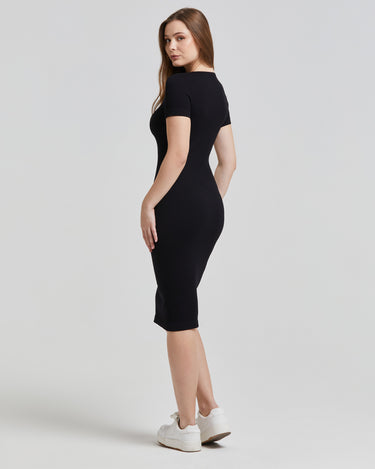 Seamless ribbed dress with short sleeves