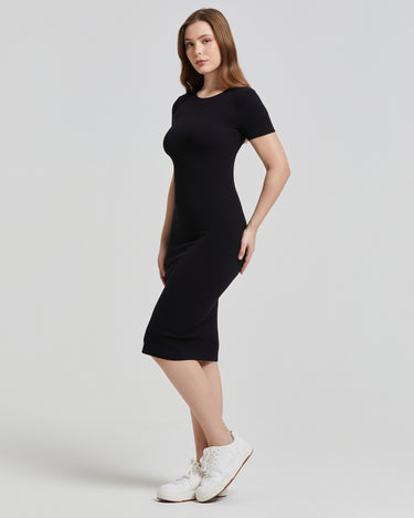 Seamless ribbed dress with short sleeves