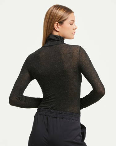 Maglia collo alto in modal cashmere con lamé