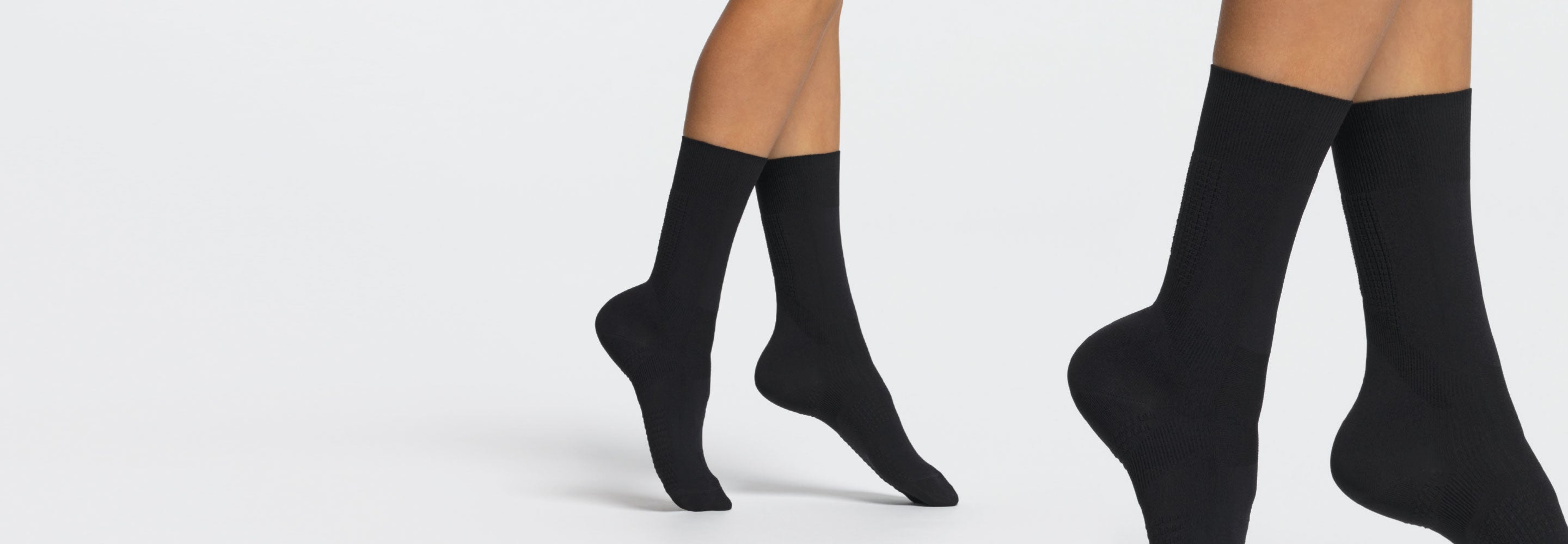 Calze a COMPRESSIONE GRADUATA FORTE lunghe per uomo 140 denari den in cotone eBa Calze a COMPRESSIONE GRADUATA FORTE lunghe per uomo 140 denari den in cotone eBa