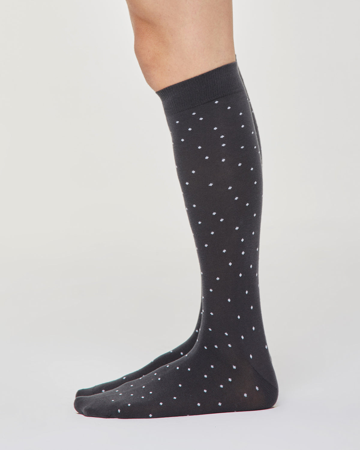 Lange Socken aus Baumwolle mit Mikro-Punktmuster von Ermanno
