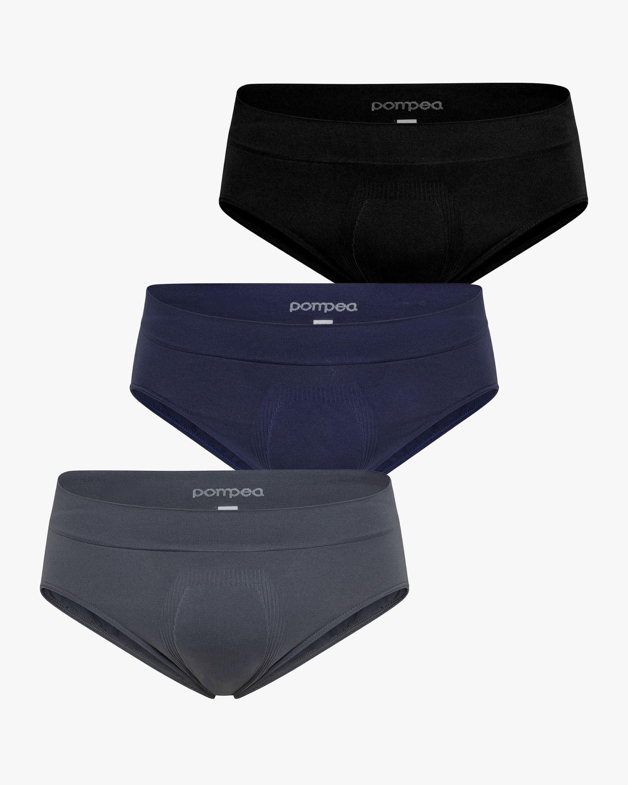 <b>Ensemble complet</b> de 3 slips sans couture pour homme