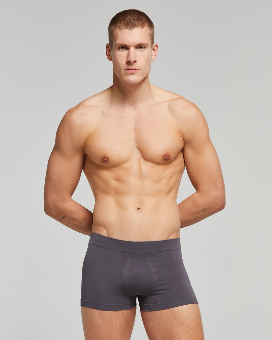 Seamless trunks 