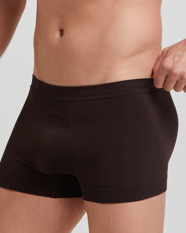New moving seamless ribbed boxer shorts