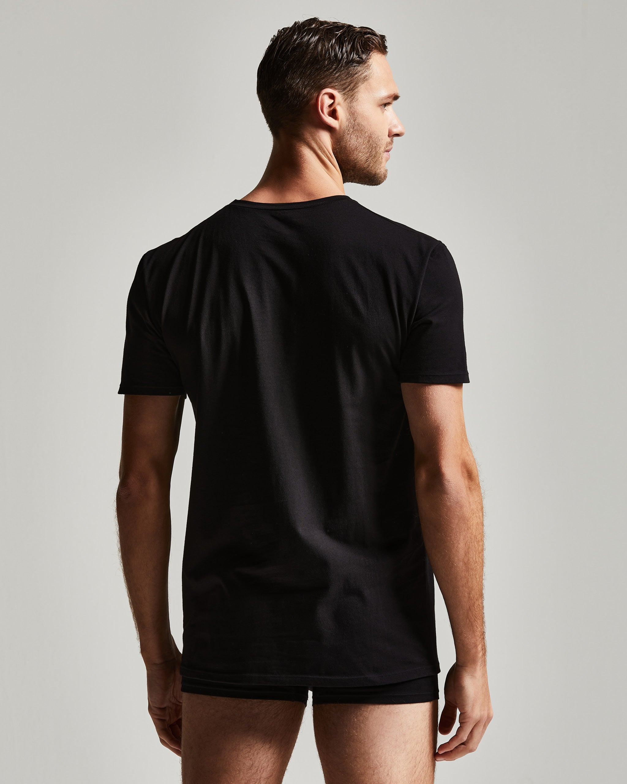 CAMISETA DE CUELLO REDONDO DE ALGODÓN ORGÁNICO REGULAR FIT