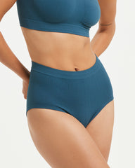 Braguita de talle alto comfort size Q-CYCLE