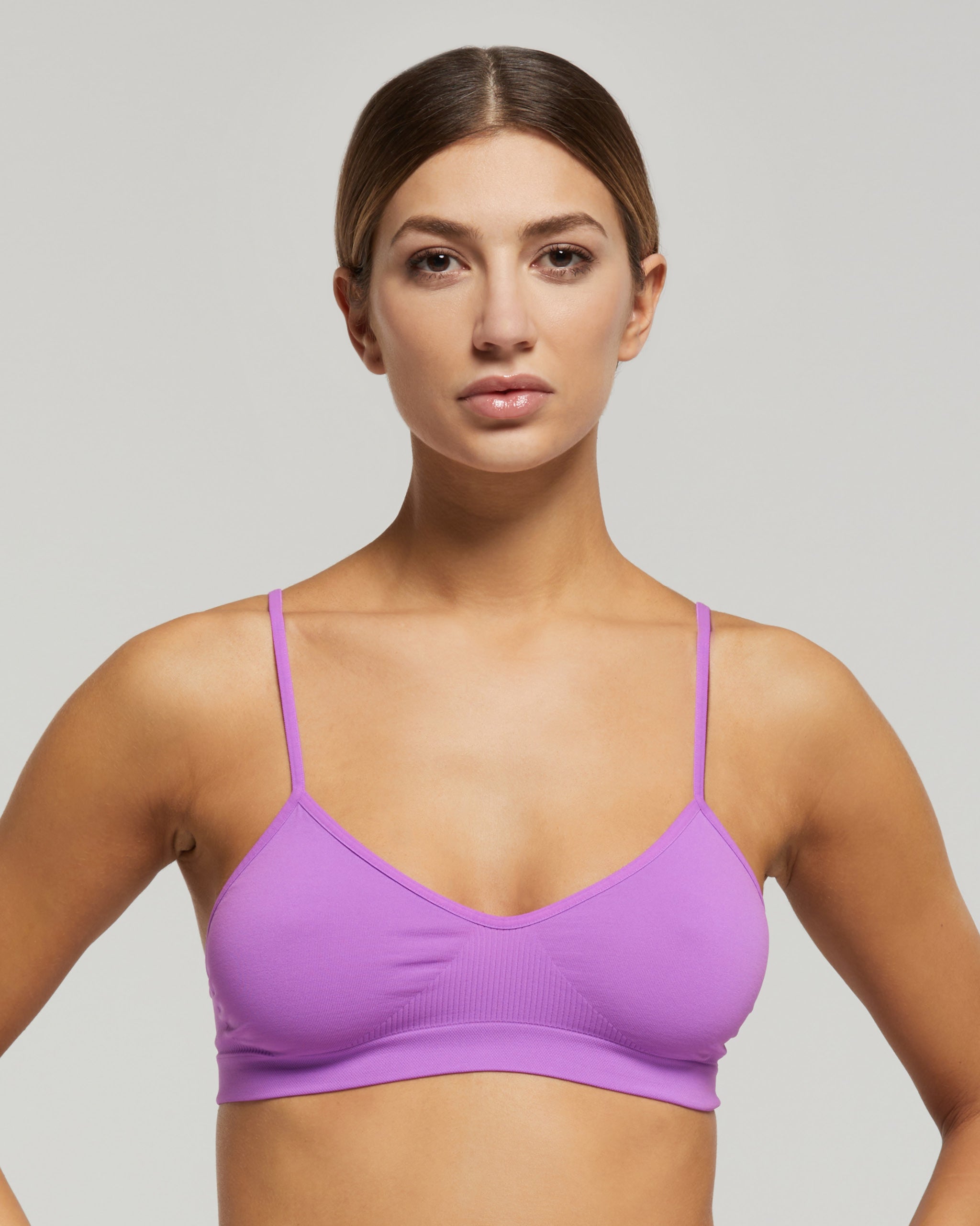 Soutien-gorge sans couture à épaules étroites de couleur unie