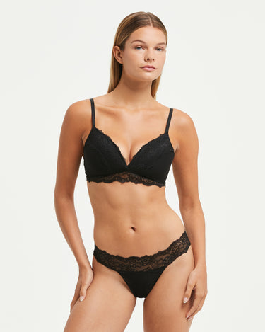 Reggiseno pizzo con coppe imbottite