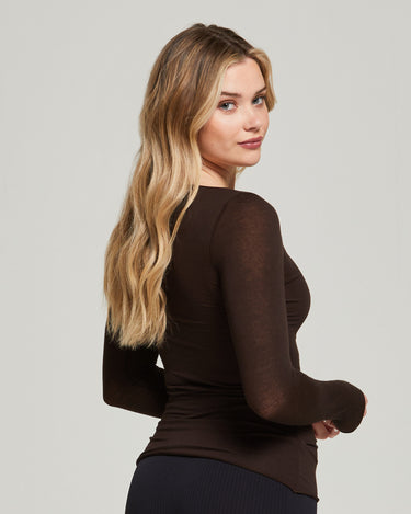Maglia con scollo a barchetta in modal cashmere