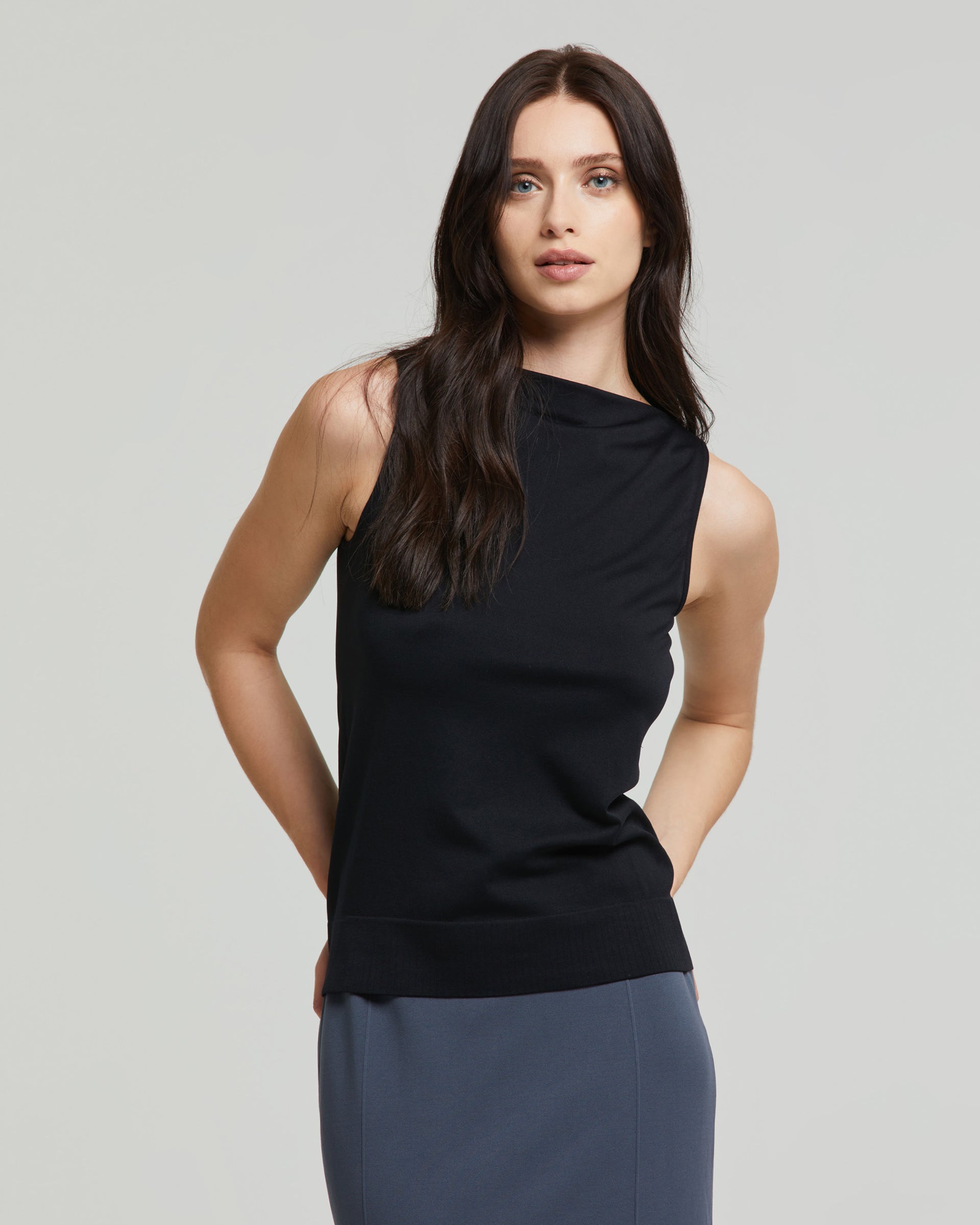 Camiseta Negra Camisetas Escote Barco Camiseta Sin Mangas Negra De Mujer  Sin Costuras Pompea