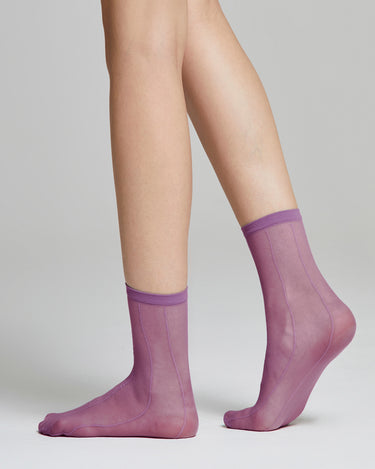 Peony sheer sock with vertical stripes