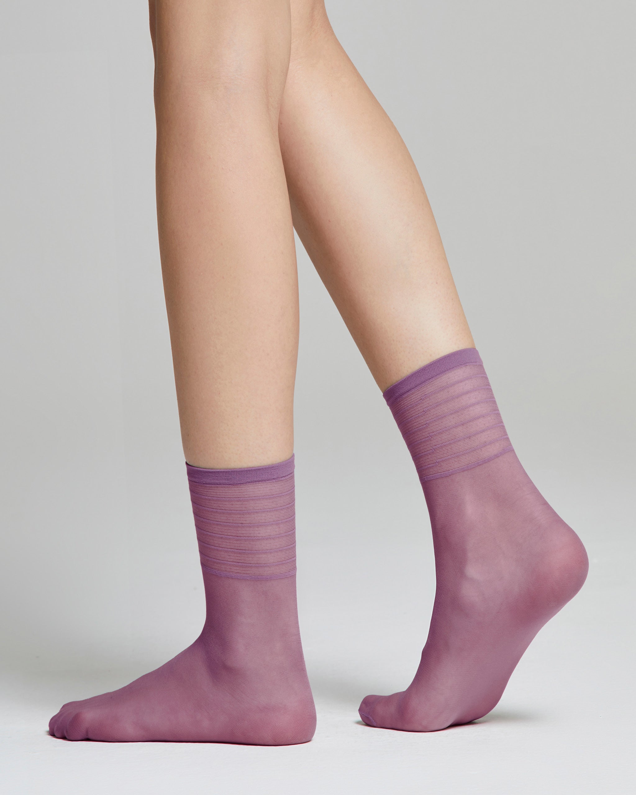 Calzino velato Iris con righe in trasparenza