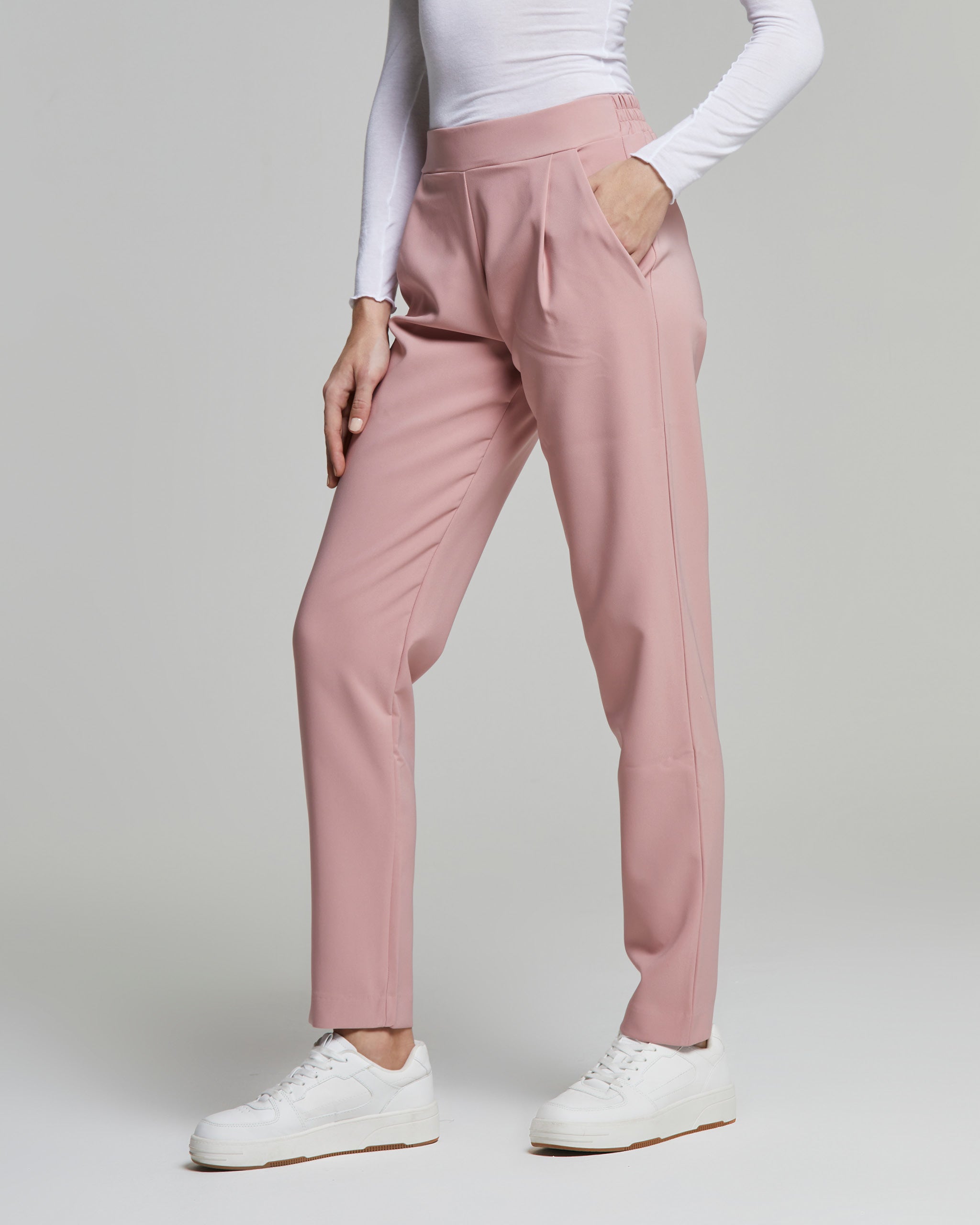 Pantalone donna Sara modello classico