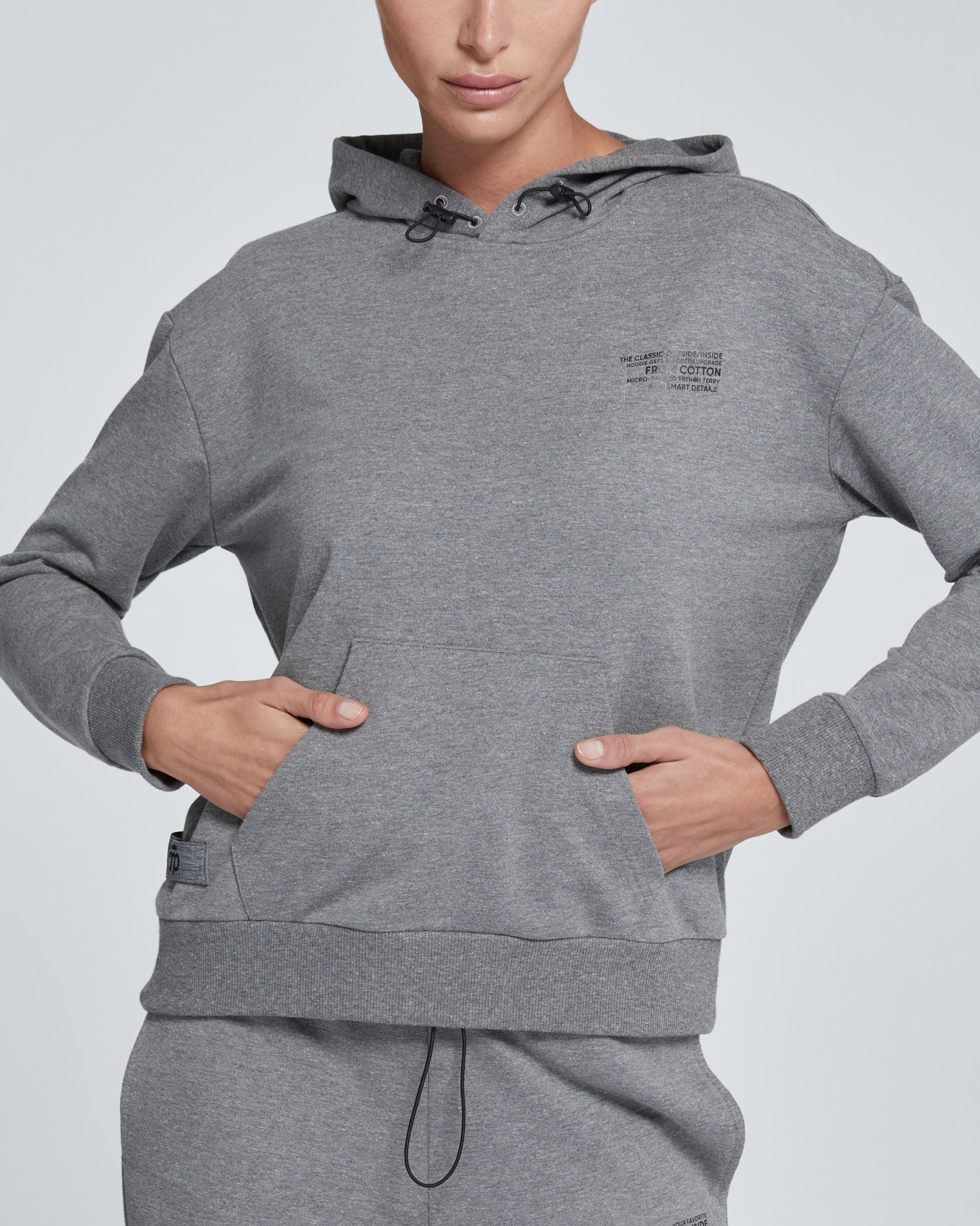 WOMEN'S SOLID COLOUR COTTON HOODIE  