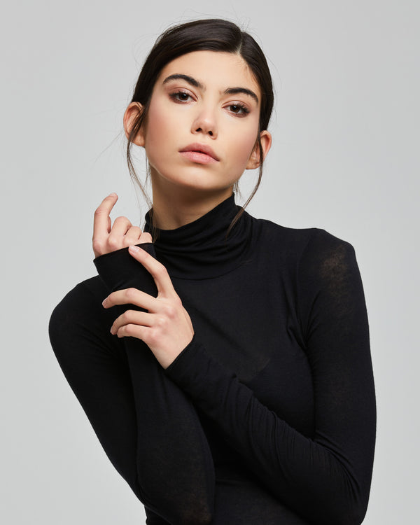Maglia collo alto in modal cashmere