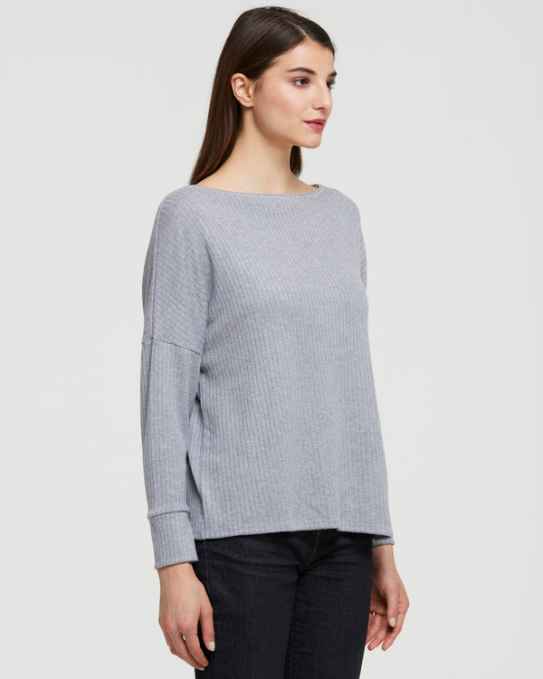WOMEN’S RIBBED TOP WITH CREW NECK