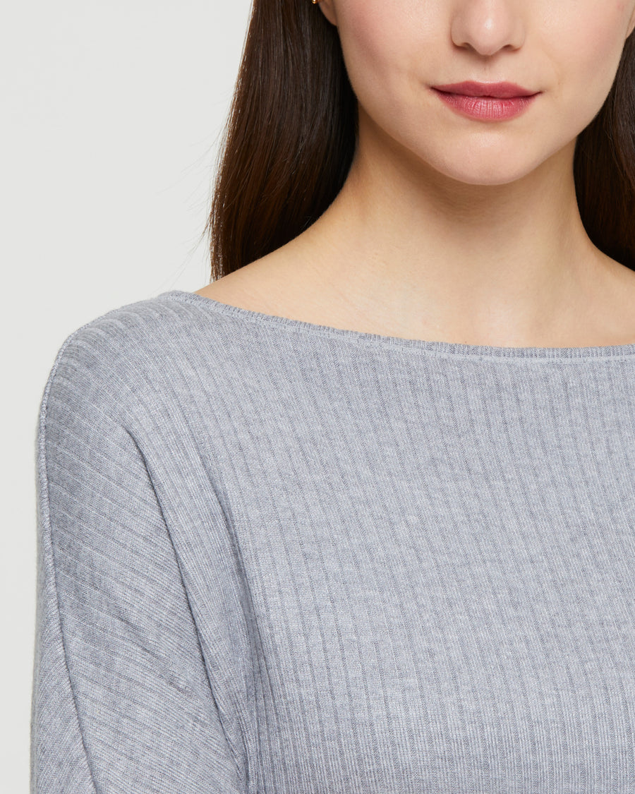 WOMEN’S RIBBED TOP WITH CREW NECK