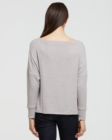 WOMEN’S RIBBED TOP WITH CREW NECK
