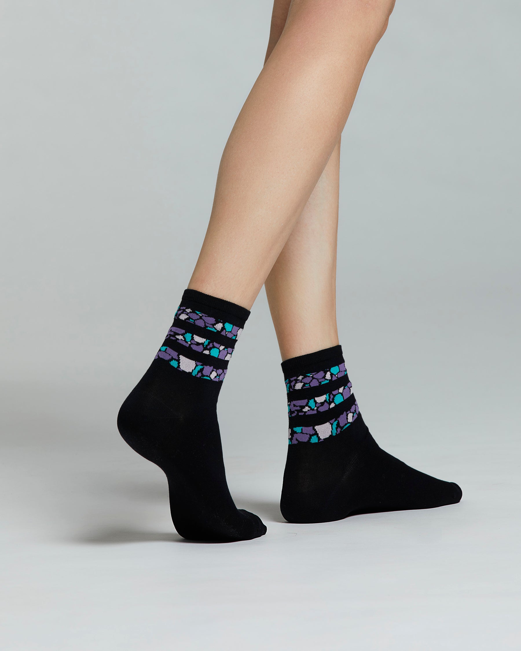 ROBINIA COTTON SOCKS WITH STRIPED PATTERN 