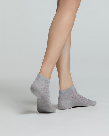 GENZIANA COTTON TRAINER LINERS WITH A FLORAL DESIGN