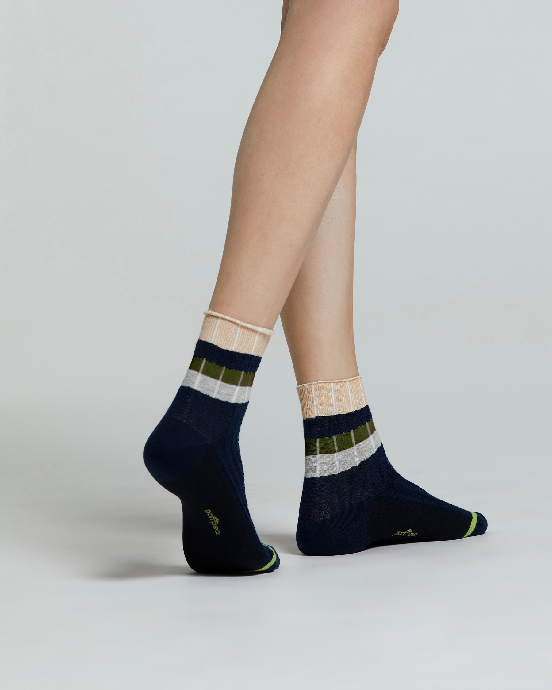 COTTON BEGONIA SOCK WITH CONTRASTING HORIZONTAL STRIPES