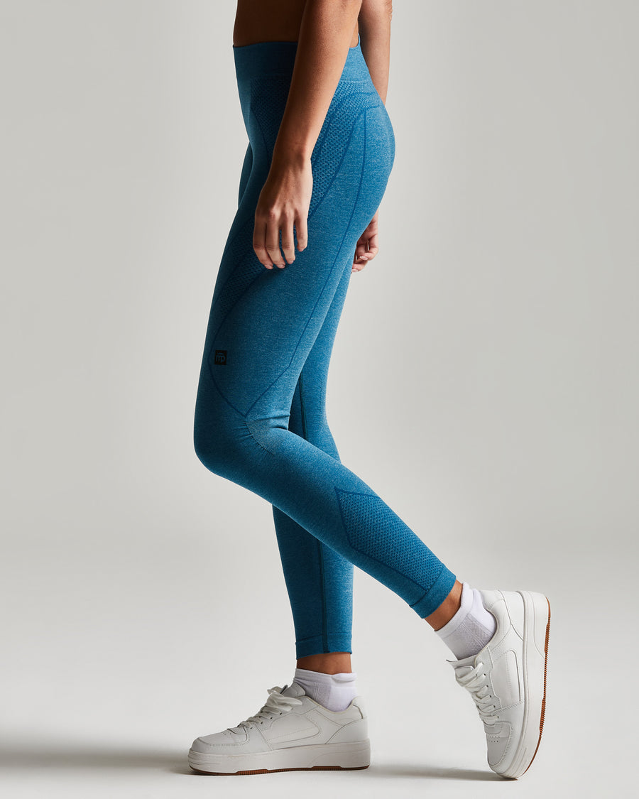 Nike Sportswear Classics Women's Graphic High-Waisted Leggings. Nike SI