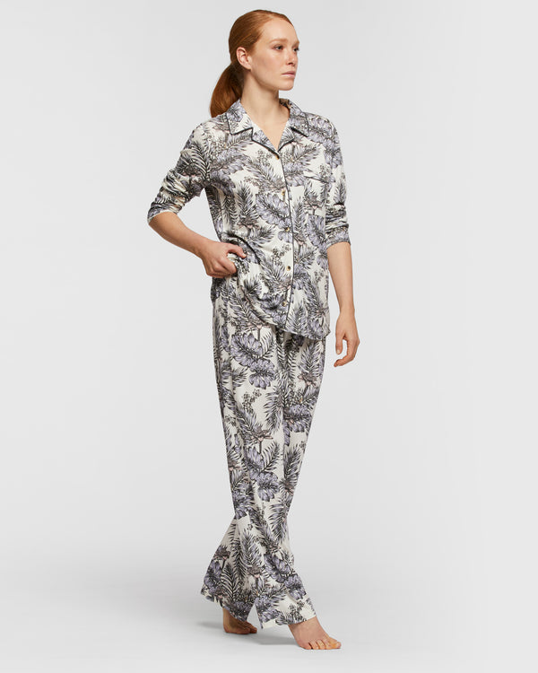 Artesina long viscose pyjamas with floreal pattern 